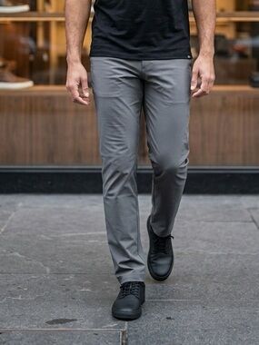 NWT  NOBULL Men’s Gray Flat front Golf Pants - Size 33” X 34”